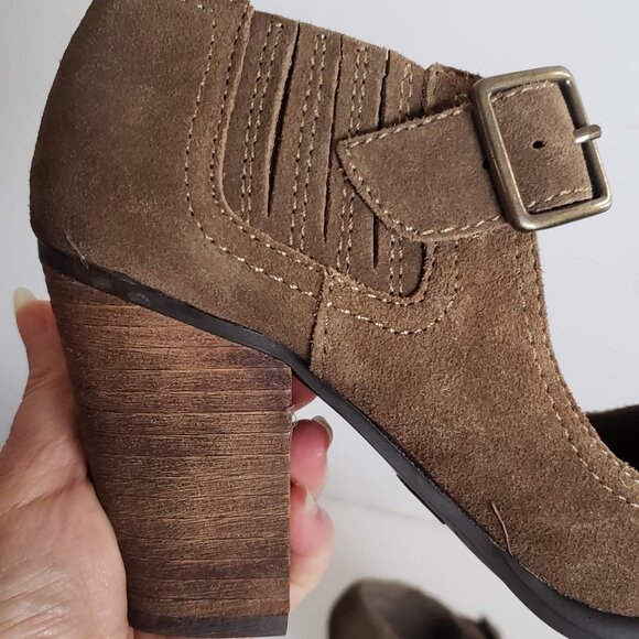 New 5.5 MIA Coyote Shoes heel Ankle Strap Booties Cowgirl Suede Taupe - Picture 9 of 10